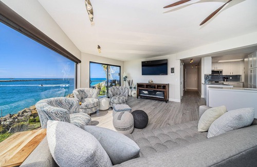 South Mission Beach House | Oceanfront * Penthouse * Views Galore * Pets OK!