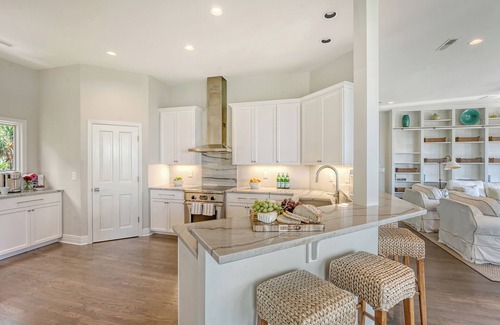 Vanderhorst Plantation House | Oceanfront, private boardwalk and pool