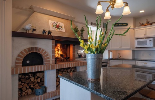 Phippsburg House | Oceanfront, private home, 3 Bed, 3 Baths, near beaches, golf, dining & more.