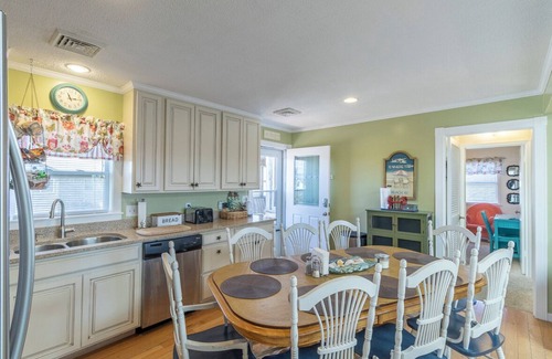 South Nags Head House | Oceanfront South Nags Head home with lots of outdoor space!