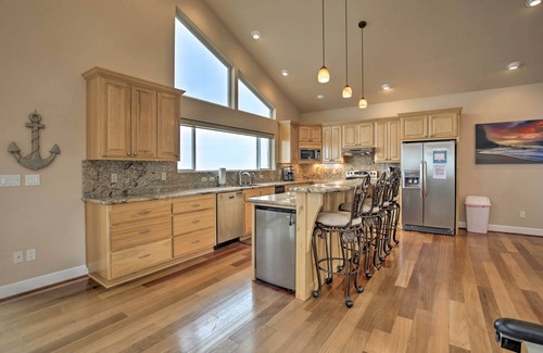 South Beach House | Oceanfront South Beach Home w/Hot Tub & Sauna