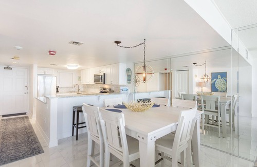 Daytona Beach Shores Condo | ☀OCEANFRONT CONDO☀ The Shores Club #804 -Pickleball Crt-Fitness Room-Heated Pool