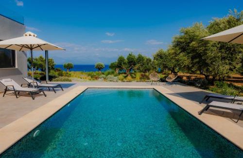 Pylos-Nestoras Villa | Oceanfront Villa Elaia Private Pool & Panoramic Views