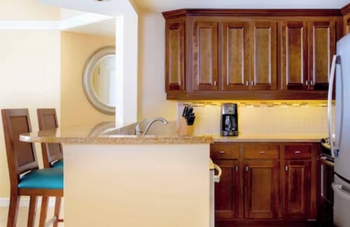 Palm Beach Resort | Oceanside - 2 Bedroom - Marriott's Aruba Surf Club - Full Resort Access