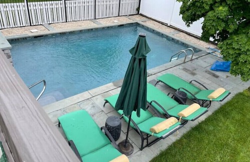 Oceanside House | Oceanside Home w/Salt Water Pool