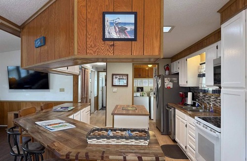Garden City House | Oceanside Village 2-bedroom; 2 bath beach rental w/golf cart