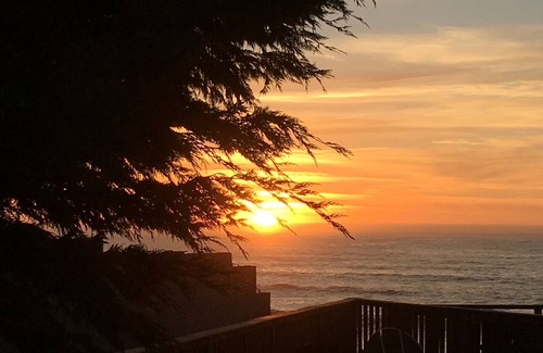 Smith River Apartment | Oceanview Cabin 18 With Private Jacuzzi