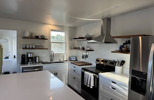 Bodega Bay House | Oceanview Child & Dog Friendly House w/Fire Pit & Bocce Ball