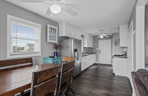 Harkers Island House | Oceanview - Cozy 3bedroom/2bath with a fantastic location on Harkers Island