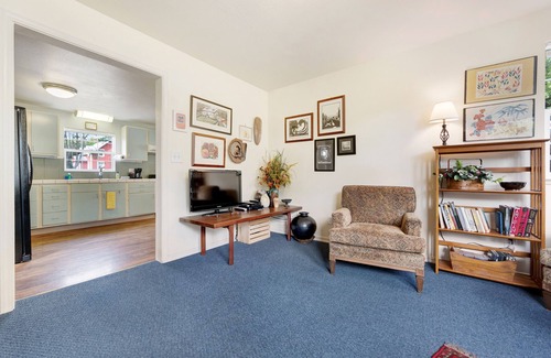 Mendocino House | Oceanview Home plus Cottage & Studio w/Free WiFi, a Gas Fireplace, & Decks