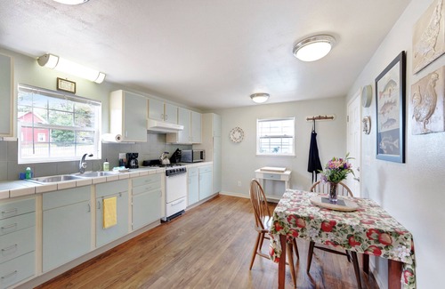 Mendocino House | Oceanview Home plus Cottage & Studio w/Free WiFi, a Gas Fireplace, & Decks