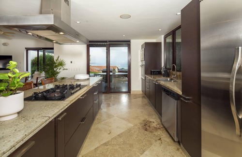 Punta de Mita House | Oceanview luxury villa at Porta Fortuna, Punta Mita - golf cart, pool & jacuzzi