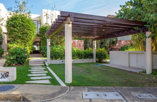 Punta de Mita House | Oceanview luxury villa at Porta Fortuna, Punta Mita - golf cart, pool & jacuzzi