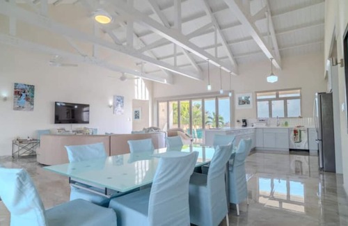 Oistins Villa | Oceanview Villa, in Oistins