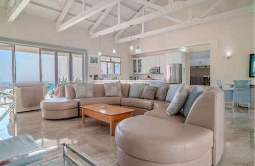 Oistins Villa | Oceanview Villa, in Oistins