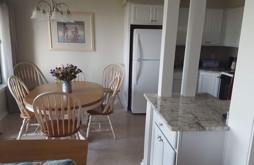 Folly Field Villa | OCT 23-DEC 31&:OCEANVIEW 50yd to beach, 3RD FL/Southbalcony LG Shower 2POOLS