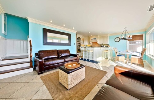 Sunset Beach House | October 10% OFF - Waterfront Beach Home w/Amazing Views, Jacuzzi + Deck