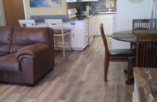 Thomas Drive Hotel | October $110.00/nt. week days (Monday-Thursday) Right on the beach! hurry.nnnn