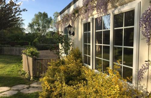 New Forest District House | October House Holiday Cabin