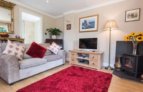 New Forest District House | October House Holiday Cabin