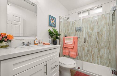 Los Angeles House | October Sale! 35 Off - Avalon Bnb
