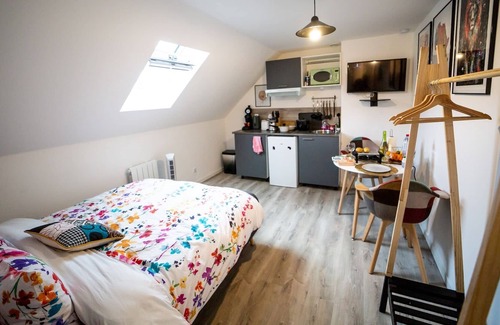 Brequerecque Apartment | 🔆Odelys Confort🔆2nd floor -Old town residence