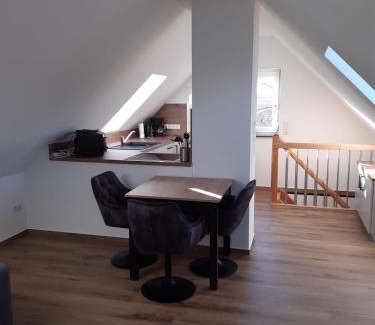 Neulewin Apartment | Oderbruch Ferienwohnung Am Speicher