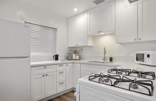 South Park House | ❤️of South Park, Free Parking/Laundry, Fam Friendly!