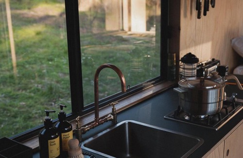 Pokolbin House | Off-Grid Cabin in the Hunter Valley - Hazel