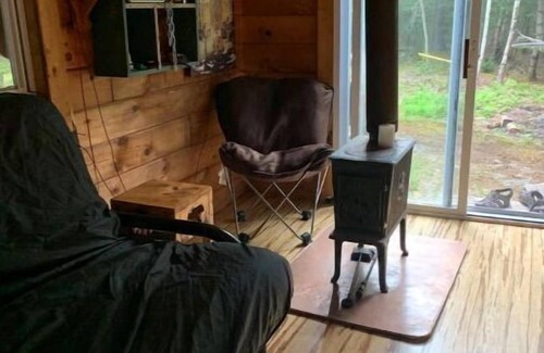 Orland House | Off-grid Sunrise Cabin in the Woods