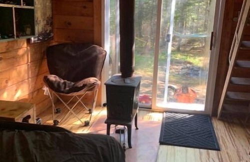 Orland House | Off-grid Sunrise Cabin in the Woods