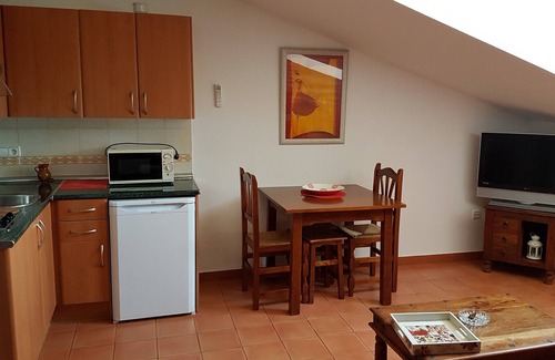 Nohales Apartment | OFFER APARTMENT 1, CASA RURAL EL SAUCE, (2/4 PAX) 2.5 KM FROM CAPITAL CAPITAL