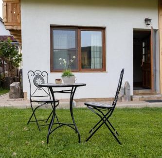 Moieciu House | Ograda Magura village