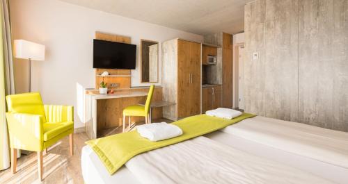 Geisingen Hotel | OHO Rooms Geisingen - Digital Access Only