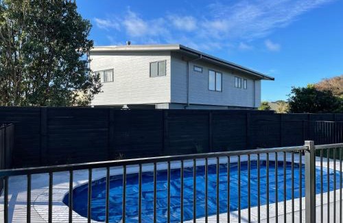 Ohope Apartment | Ohope Villas with Spa,Sauna,Pool, Adults Only