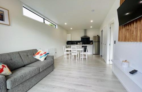 Ohope Apartment | Ohope Villas with Spa,Sauna,Pool, Adults Only