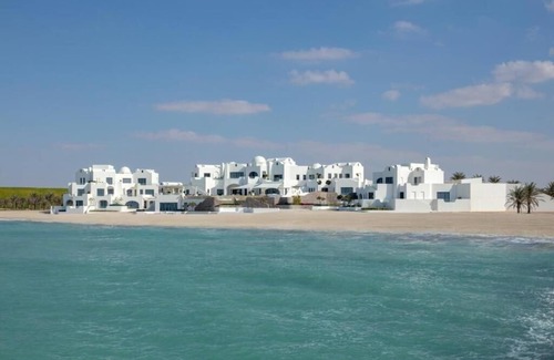 Ghantoot Apartment | Oia Sea View Room Near by Ghantoot Racing Club