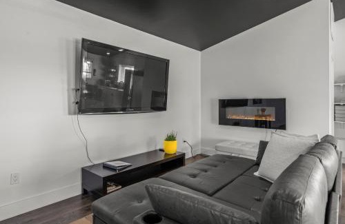 BX Apartment | Okangan Sunset Bungalow