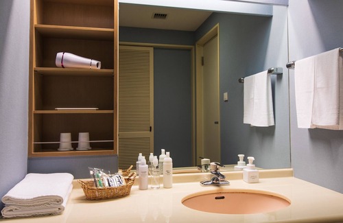 Yogi Hotel | Okinawa Grand Mer Resort
