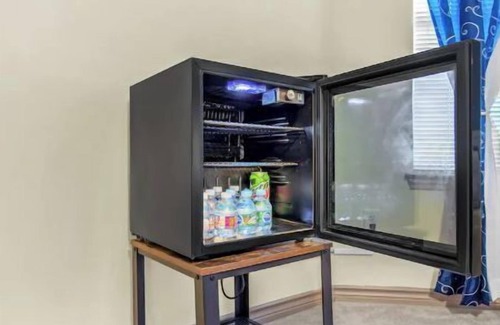 Downtown Oklahoma City Apartment | Oklahoma City "Oasis"🤩 *Pool*Cabanas*Firepit 😃