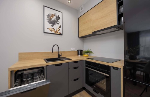 Praga Apartment | Okrzei 27 | Warsaw | Family Studio | SmartTV