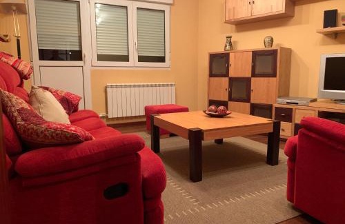 Sarria Apartment | Oktheway San Eufrasio