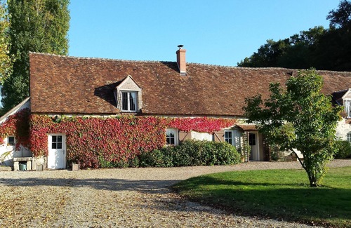 Escrignelles House | Old 16th century farmhouse completely renovated, quiet and wide open spaces