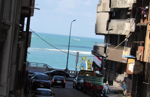 Al-Muntazah Apartment | old apartment