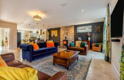 Wimborne House | Old Barn 1 - Uk48477