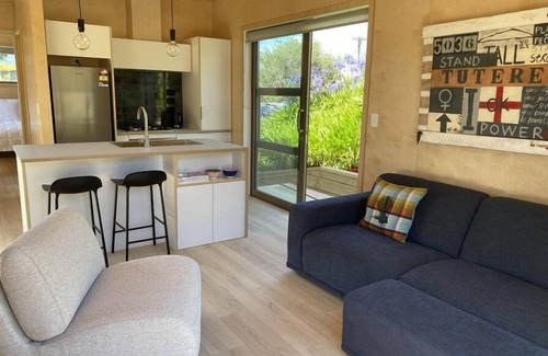 Waikanae House | Old Beach Pods - TuterenLuxury Beach Retreat
