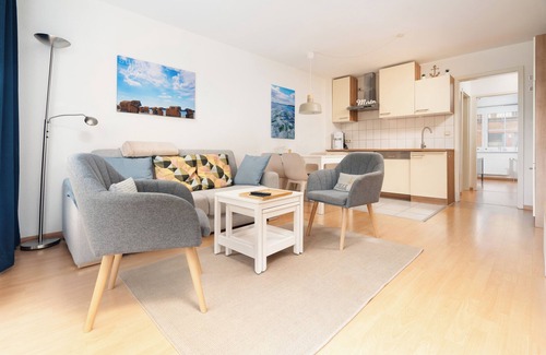 Laboe Apartment | Old captain's house W04