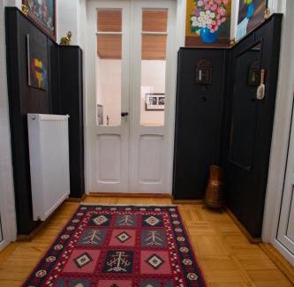 Telavi Apartment | Old Chadari
