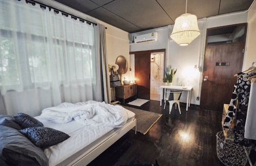 Old City Bed & Breakfast | Old City Beautiful Romantic Suite