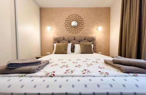 Bucharest City-Centre Apartment | Old City Home For Your Memories